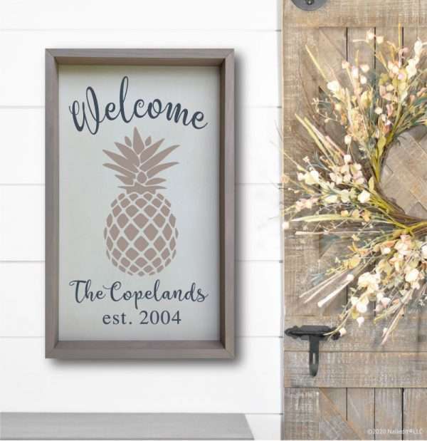 5152 Welcome Personalized Pineapple