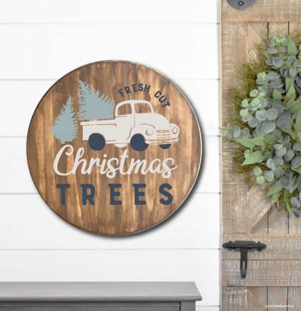 1040 Christmas Tree Truck