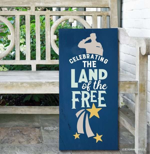 3039 Celebrating the Land of the Free