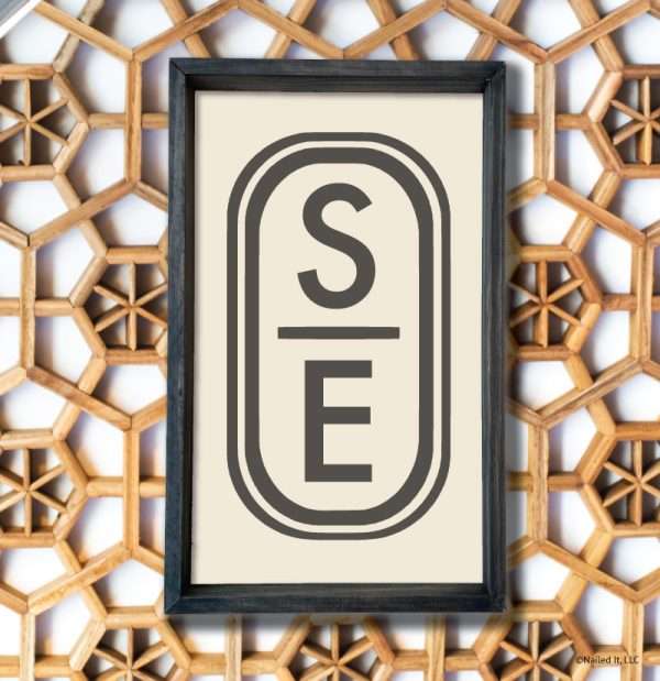 5571 Modern Stacked Monogram