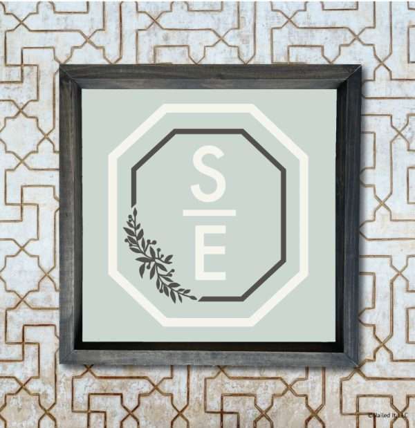 5574 Octagon Wreath Monogram